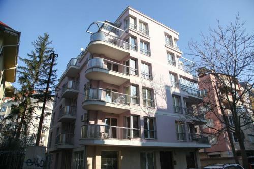 Lubata Apartments