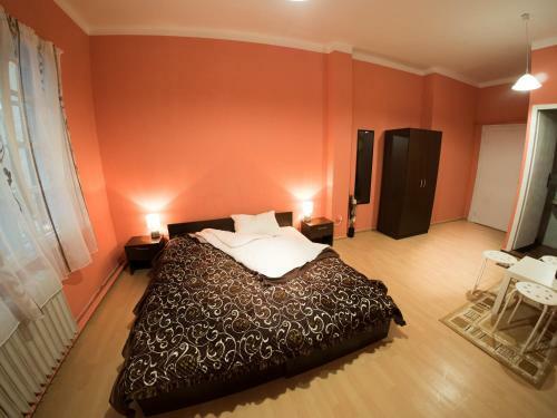 Hostal Serdika Rooms