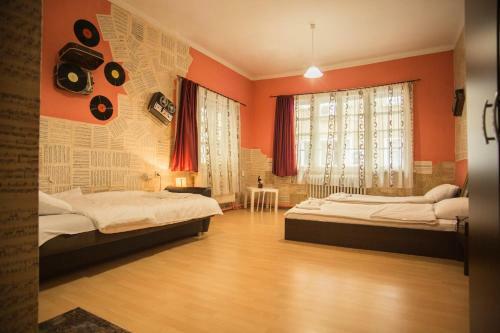 Hostal Serdika Rooms