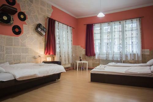 Hostal Serdika Rooms