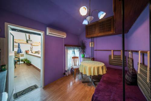 Sunny Apartment Sofia