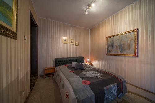 Sunny Apartment Sofia