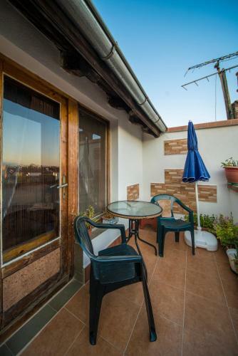 Sunny Apartment Sofia