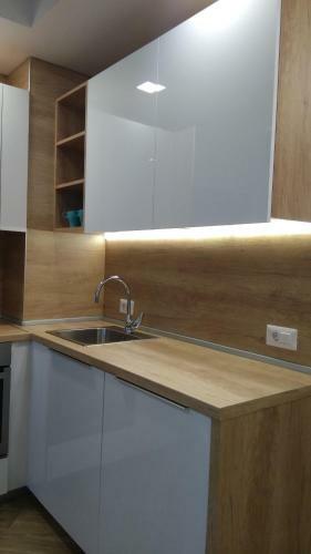 Select Apartment