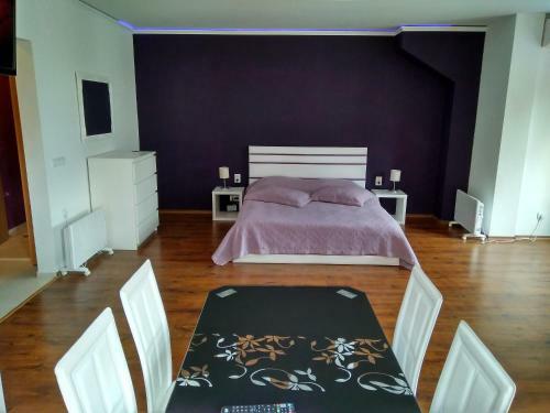 Apartamento Velinoff Purple Studio