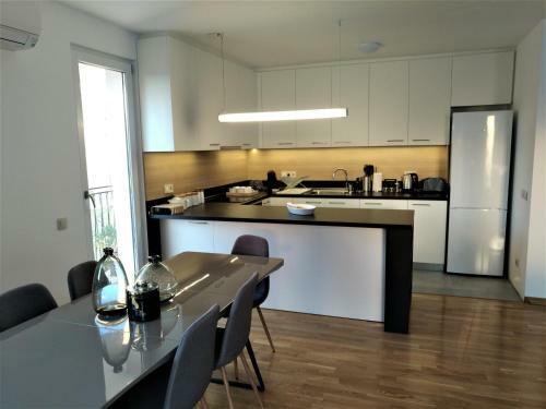 Baratero Opera Apartments