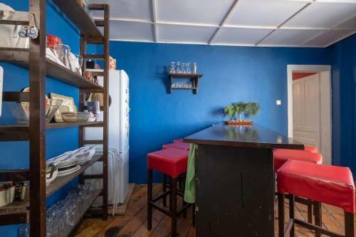 Cool Central Apartment