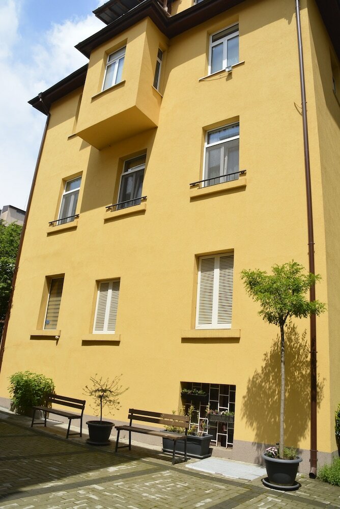 William Gladstone Apartment