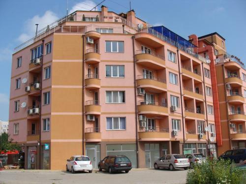 Apartments Georgos