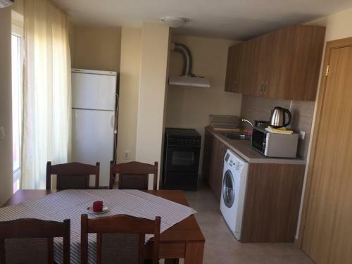 Apartments Georgos