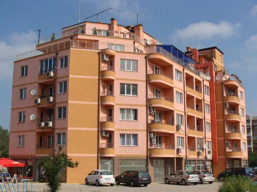 Apartments Georgos