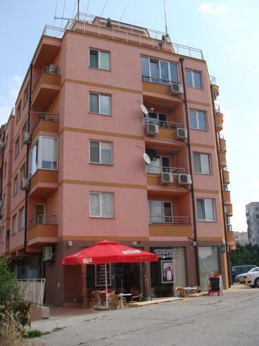 Apartments Georgos