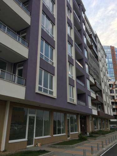 Paradise Center Apartment