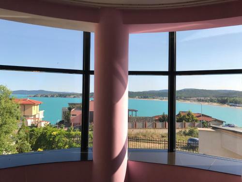 Villa Luxury House On Buzhaka