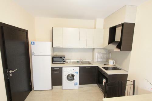 Lucky Apartments In Horizont Complex