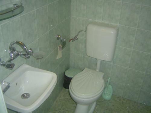 Hostal Rooms And Apartments Vili