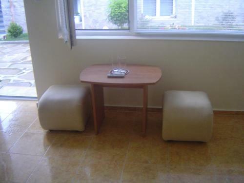 Hostal Rooms And Apartments Vili