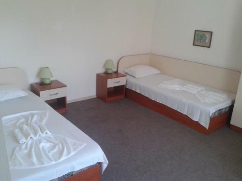 Hostal Rooms And Apartments Vili
