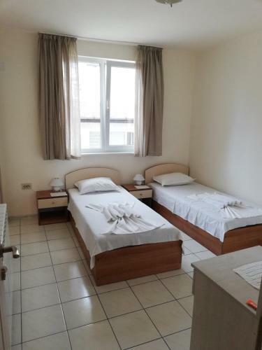 Hostal Rooms And Apartments Vili
