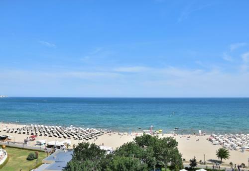 Hotel Shipka Beach