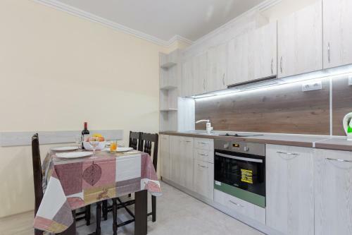 Vip Zone Apartments