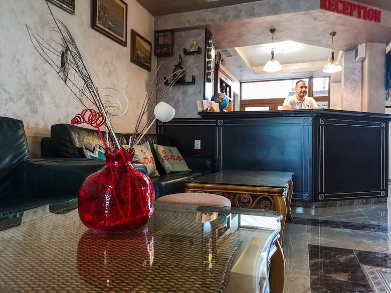 Empera Hotel
