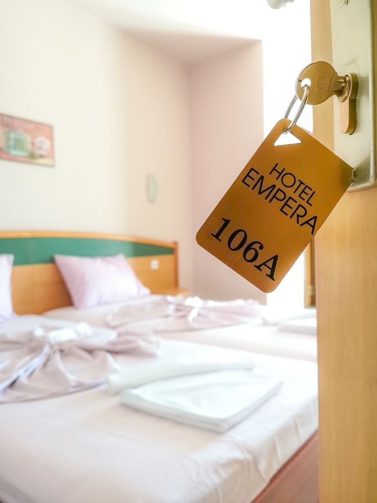 Empera Hotel