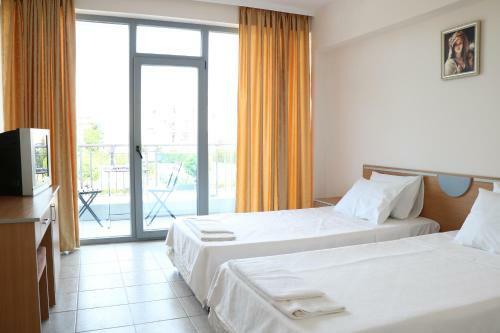 Persani Hotel