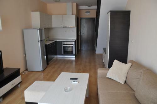 Luxor Apartments