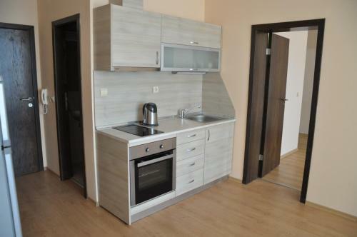 Luxor Apartments