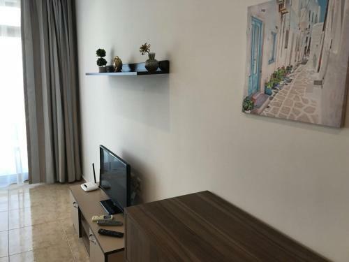 Lazur 5 Nadezhda Apartment