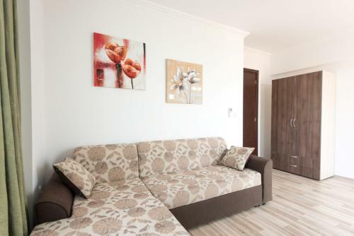 Gt Caprice Apartments