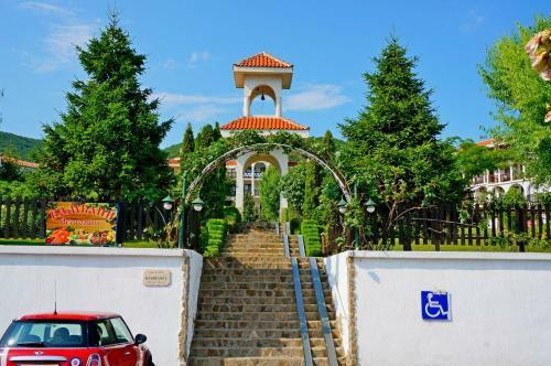 Gt Caprice Apartments