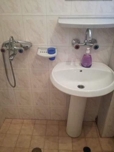 Lider Apartment Center