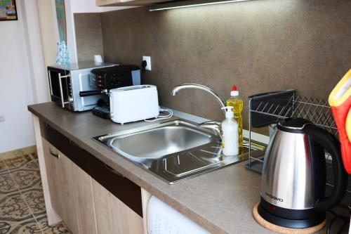 Sea Port Celebrity Apartment - Lets4holiday