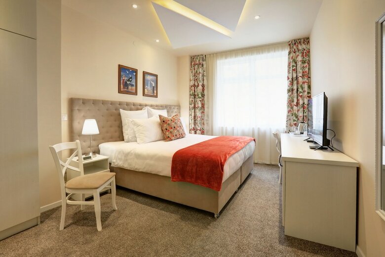 Hostal City Boutique Inn