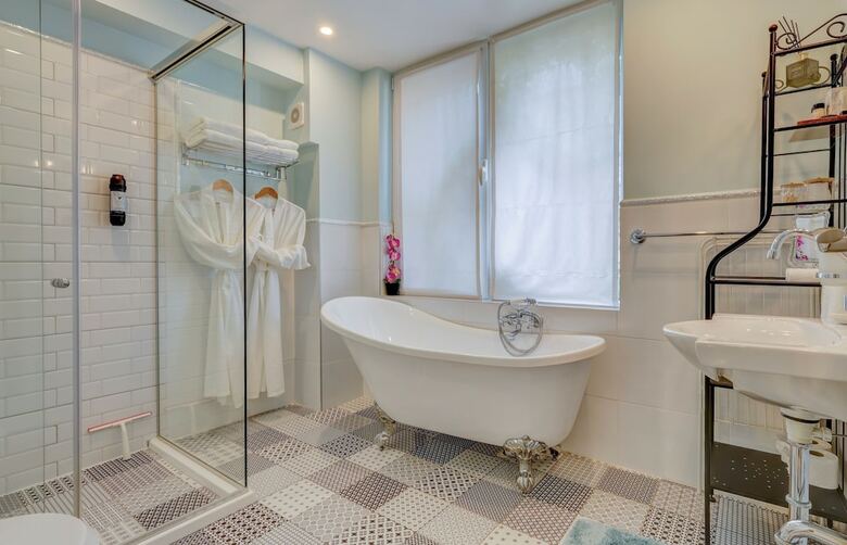 Hostal City Boutique Inn
