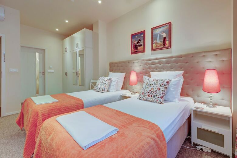 Hostal City Boutique Inn