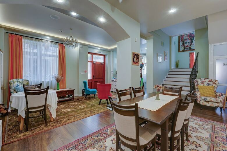 Hostal City Boutique Inn