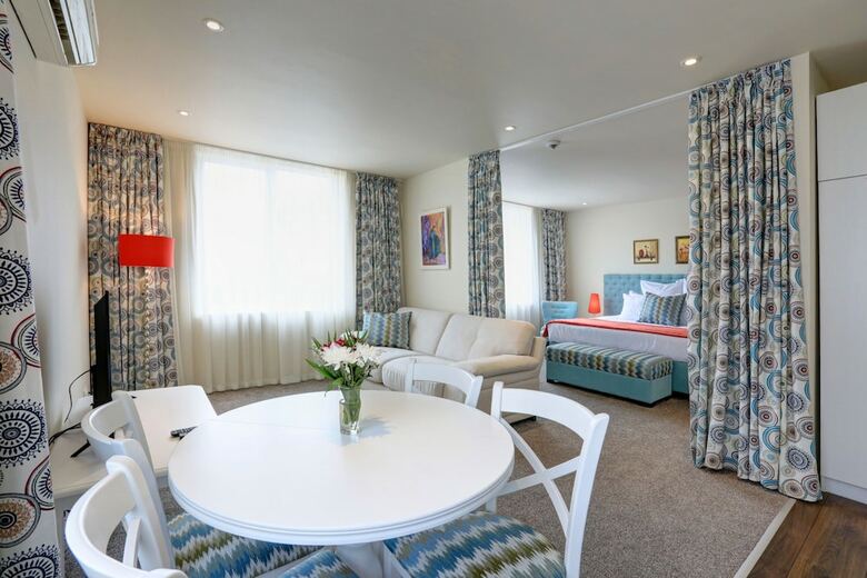 Hostal City Boutique Inn