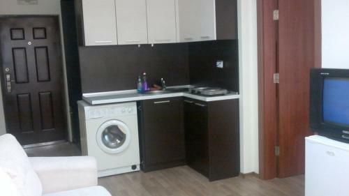 Lider Apartment Bakston