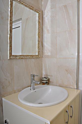 St George Apartment