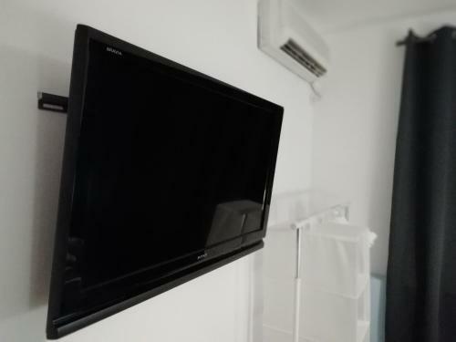 Apartment 18