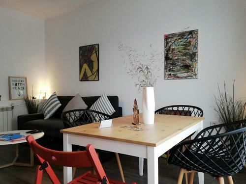 Apartment 18