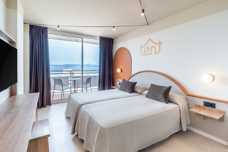 Hotel Tent Arenal