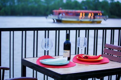 Hotel Kampot River Residence