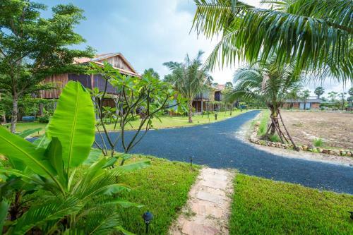 Hotel Kampot River Residence
