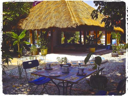 Lodge Blue Indigo Yoga Retreat