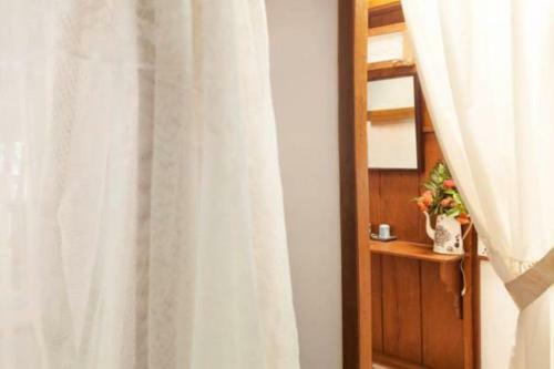 Lodge Blue Indigo Yoga Retreat