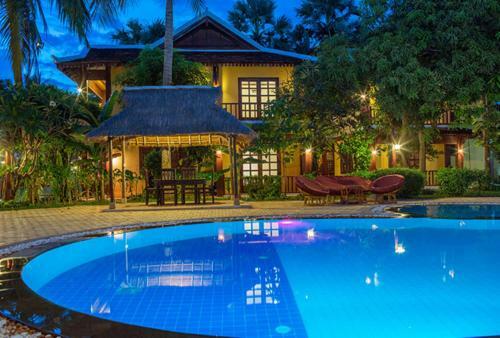 Suryavara Residence Hotel